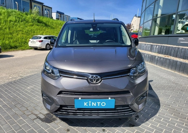 Toyota Proace City Verso cena 140000 przebieg: 21538, rok produkcji 2023 z Rypin małe 596